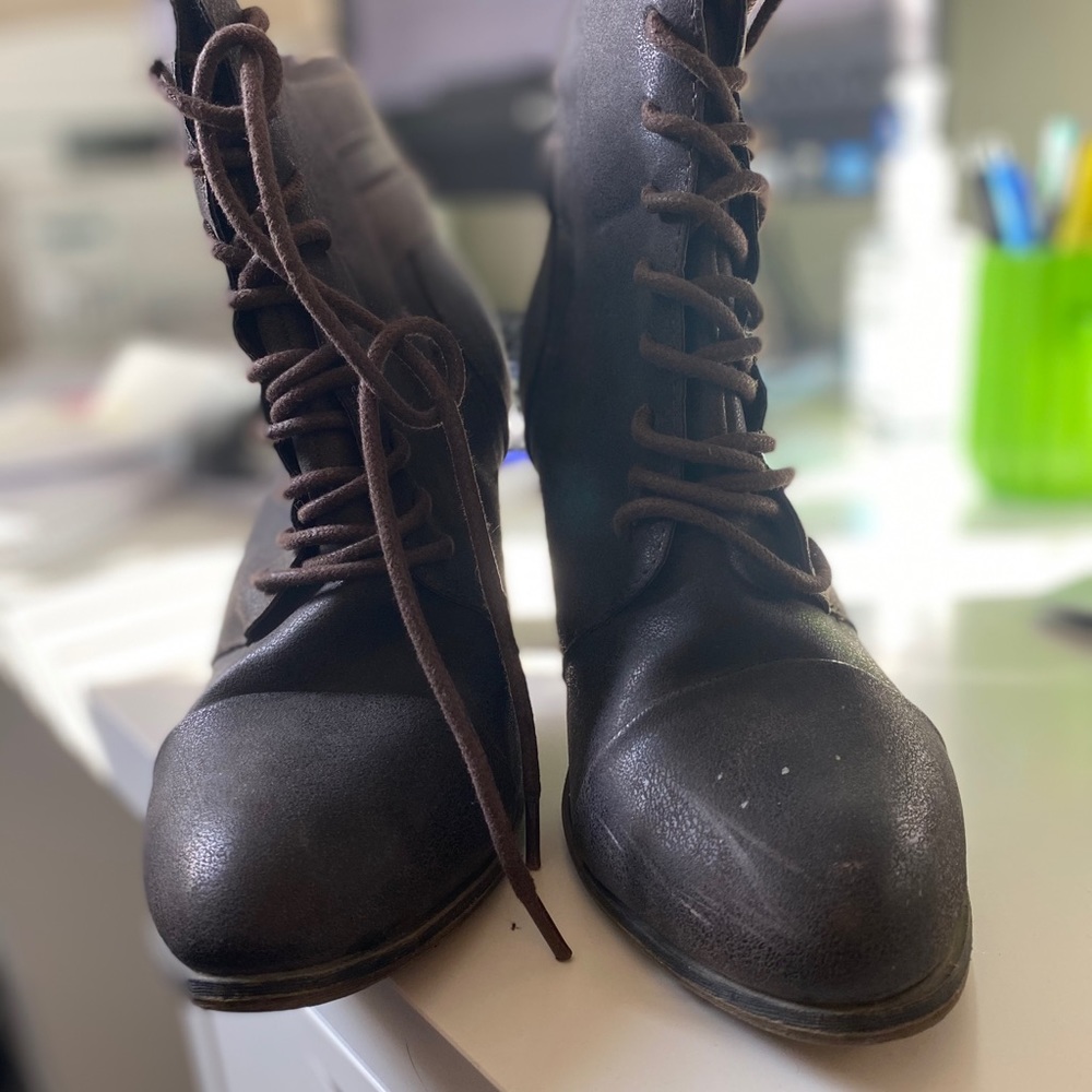 Booties - Picture 4 of 4